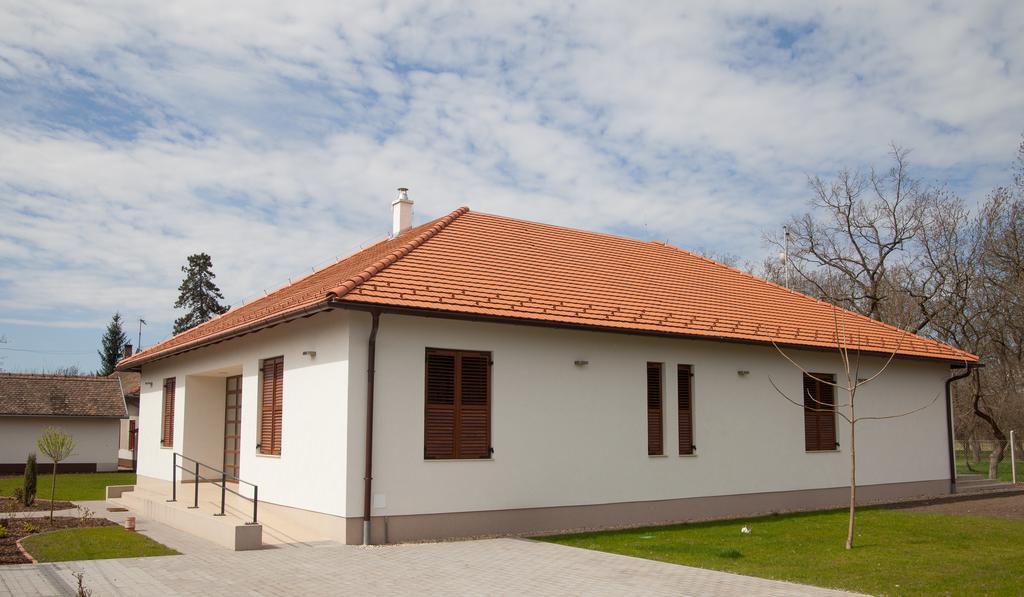 Hotel Kakasszeki Vendeghaz Székkutas Zewnętrze zdjęcie